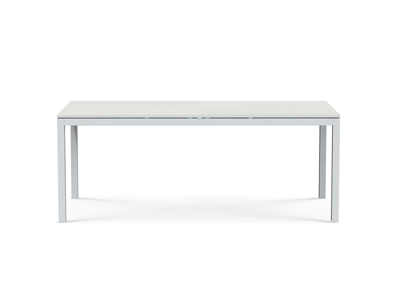 Компактный стол для небольших пространств